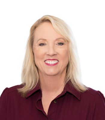 Portrait of Jennifer Burke, REALTOR®.